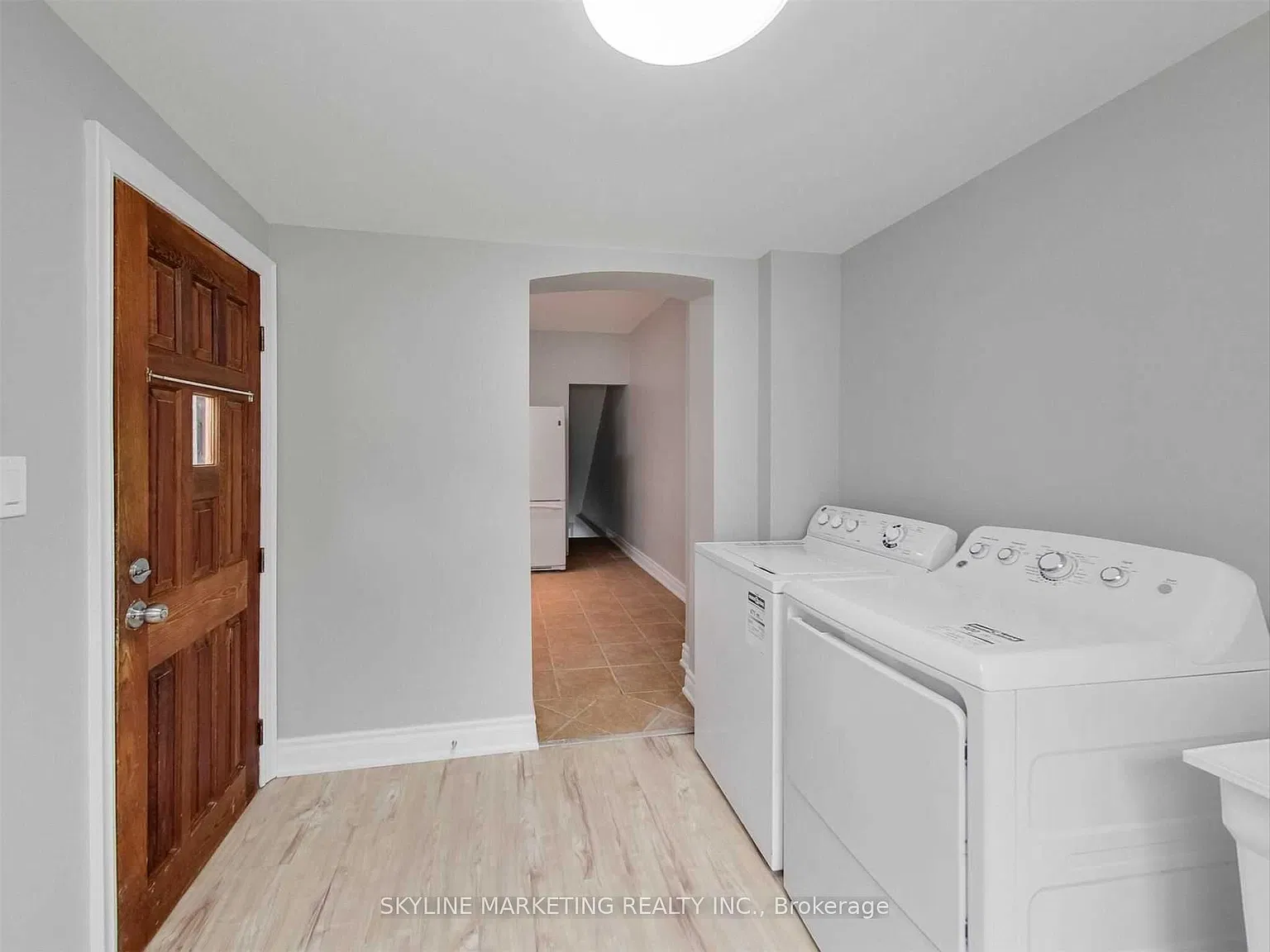 3 bed, $2,660 — Photo 3