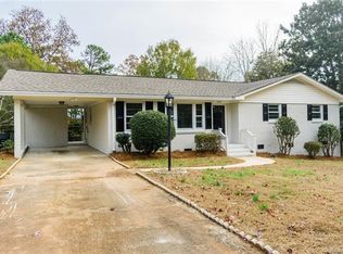 3018 Cresthill Dr, Charlotte, NC 28212