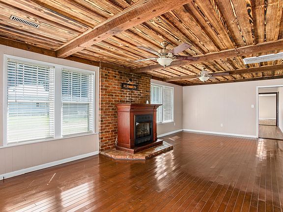 5th image of 835 W Ladiga St