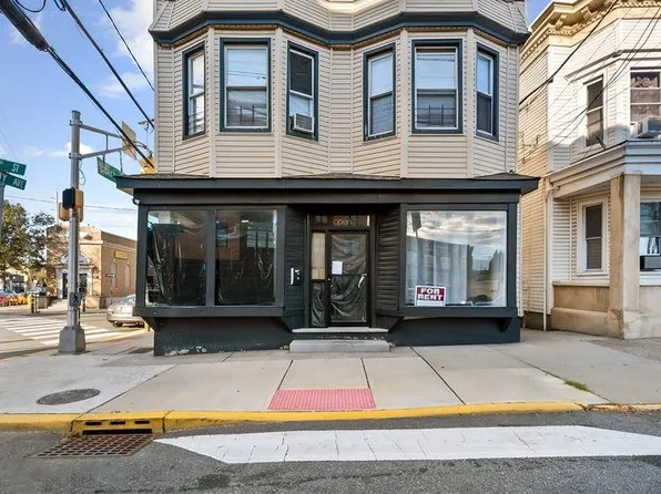 1526 43rd Street image 1 of 12