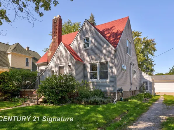 1713 9th St, Bay City, MI 48708