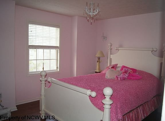 4th image of 1424 Bradford Ln