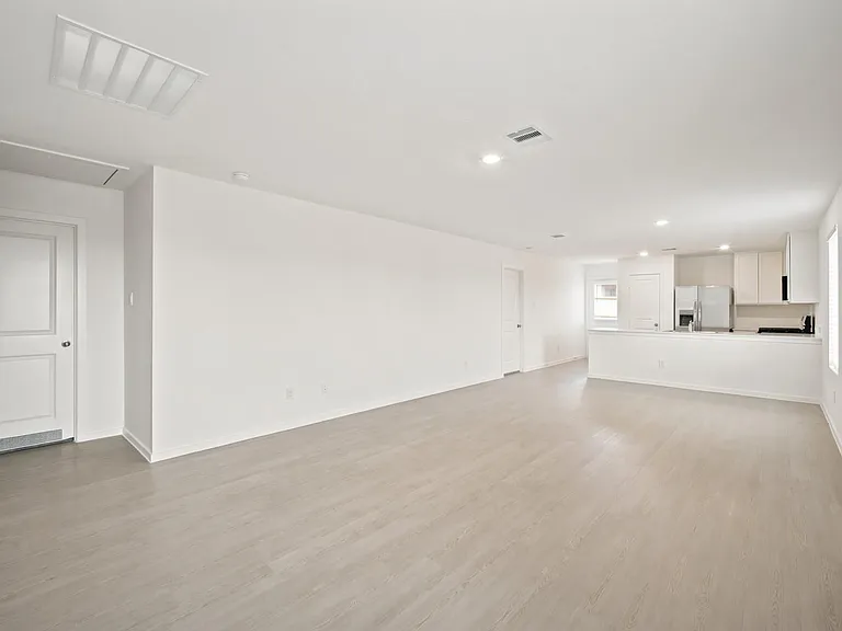 702 Umbrella Tree Dr — Photo 10