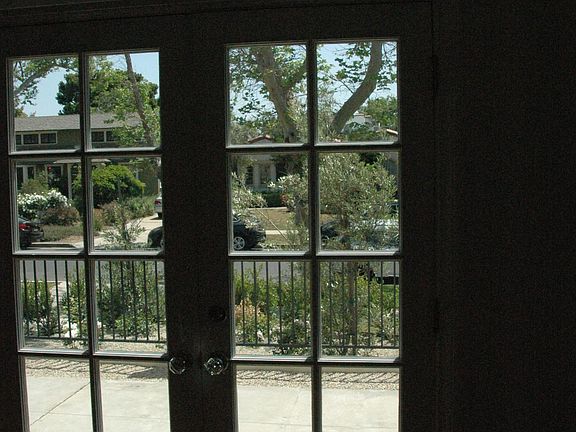 french door from living room out to patio