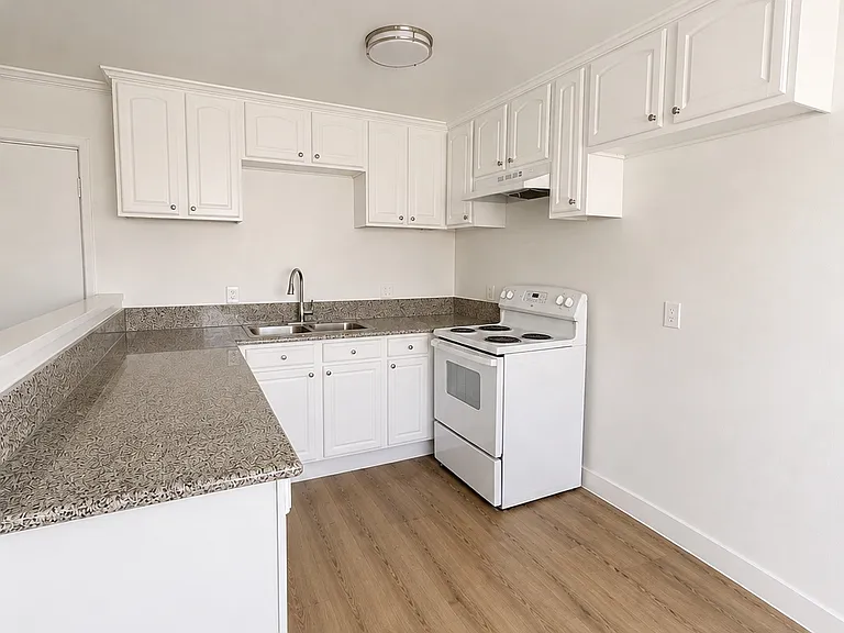 10162 Hillhaven Ave #12 — Photo 8