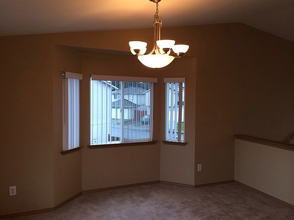 3rd image of 5616 107th St