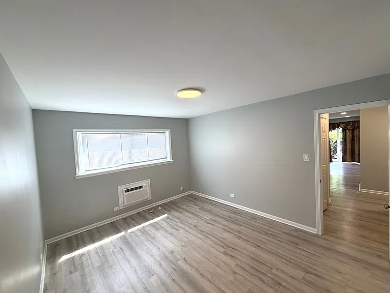 2208 W 111th St #1A — Photo 10