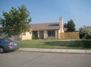 3260 Viana Dr, Palmdale, CA 93550