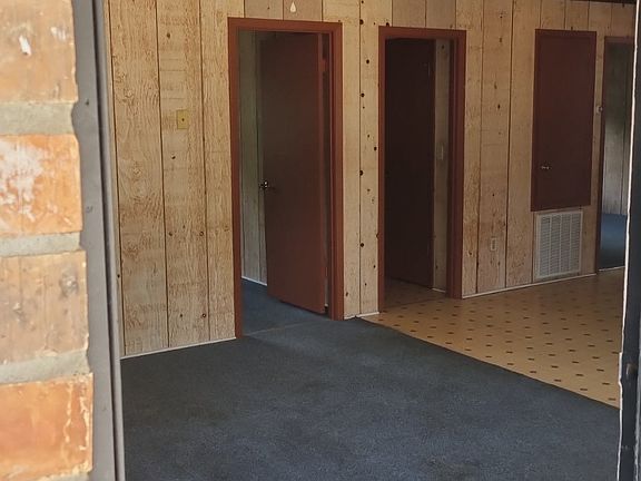 2nd image of 347 Watson Rd APT 12