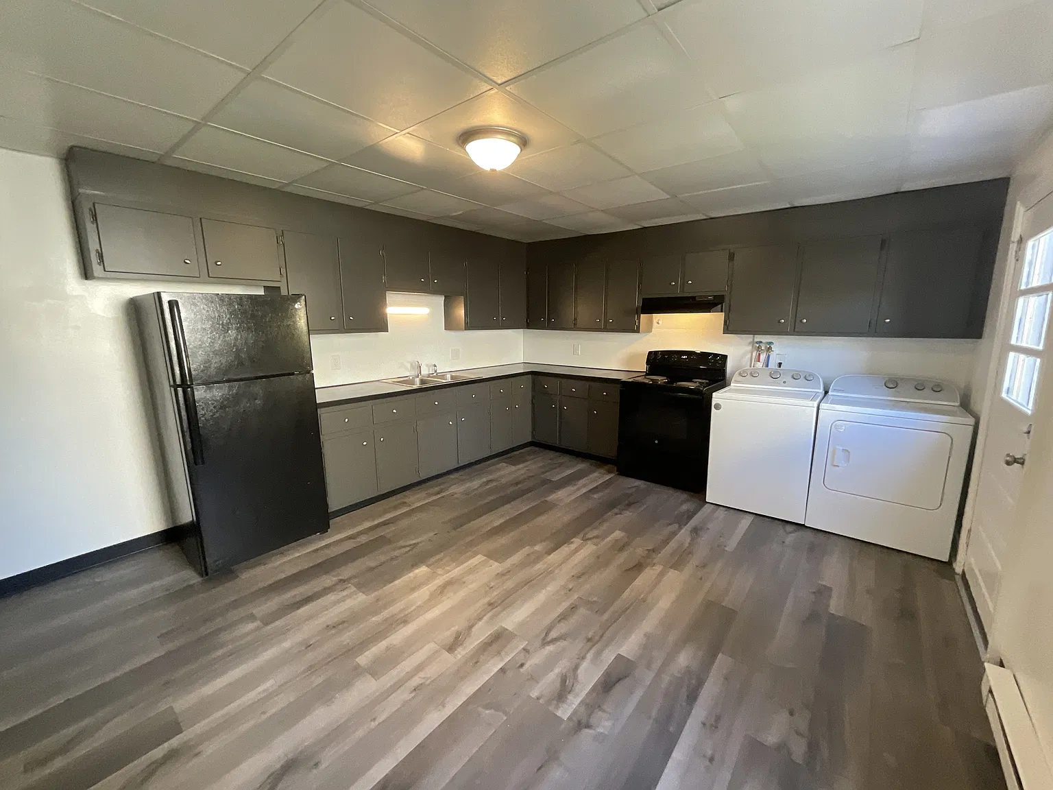 110 N York St - 112 — Photo 3
