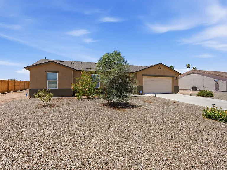 15610 S Moon Valley Rd — Photo 5