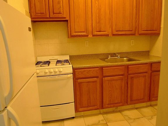4th image of 30-67 33rd St #1AA