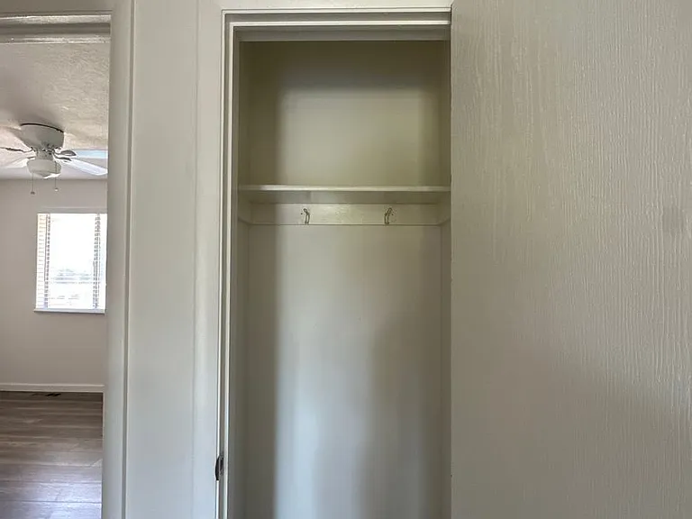 745 E Lazon Dr — Photo 13