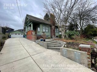 2303 N 59th St, Seattle, WA 98103
