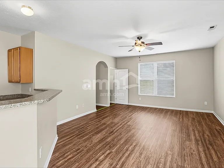 7266 Rondeau Dr — Photo 7