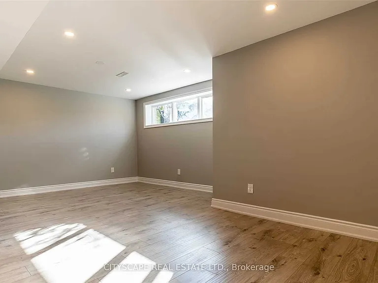 46 Baltray Cres #GROUND LOWER — Photo 14
