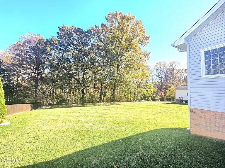 153 Sugar Plum Ln — Photo 6