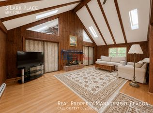 3 Lark Pl, Enfield, NH 03748