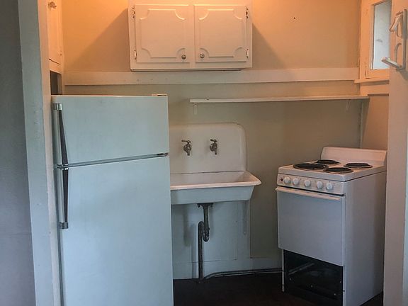 Cute kitchenette