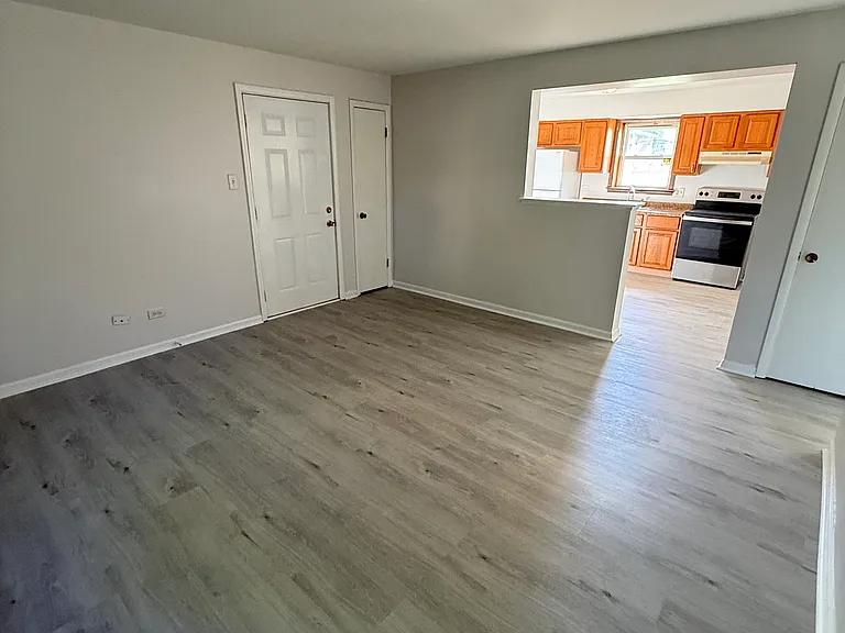 221 S Small Ave #1N — Photo 3