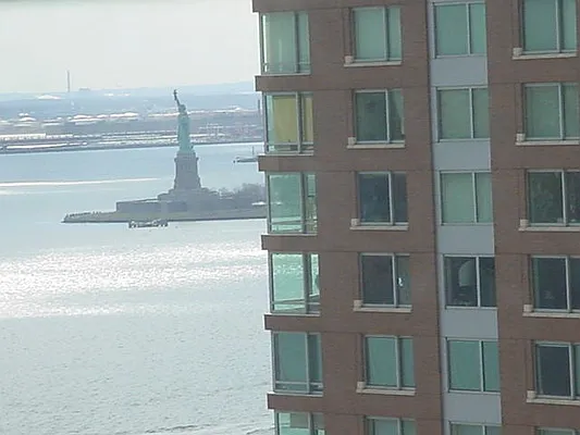 Rented by Royal Host Realty LLC | media 17