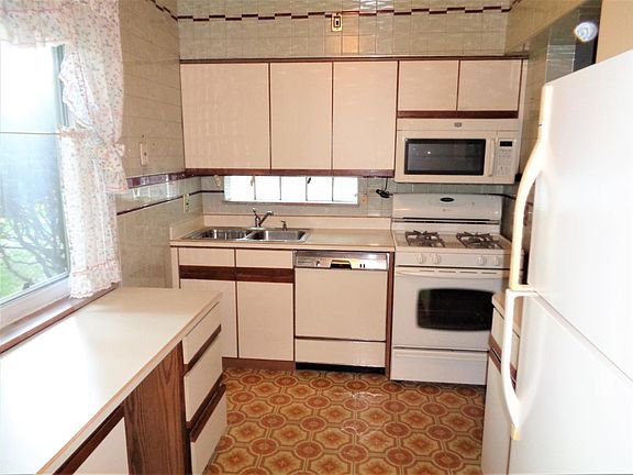 4th image of 5754 Eula Ave