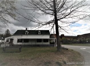 8 Locust St, Lewiston, ME 04240