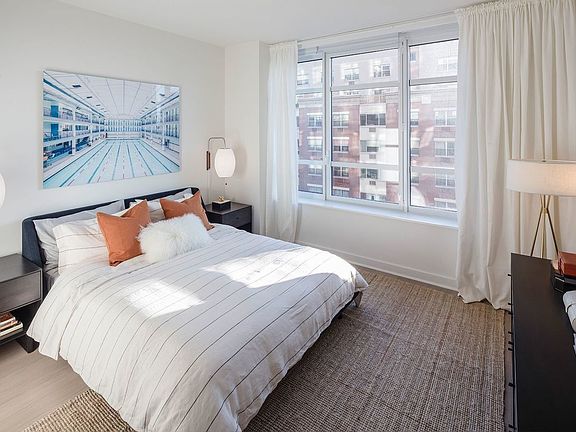 3rd image of 45 Hoyt St APT 17K