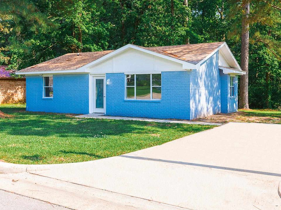 1st image of 105 Parker Dr