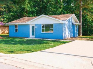 105 Parker Dr, Jasper, TX 75951
