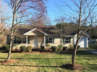 215 W Dallas Rd, Stanley, NC 28164