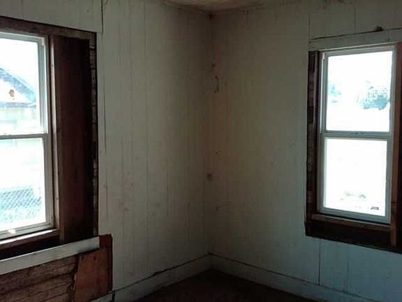 4th image of 237 S Thayer Ave