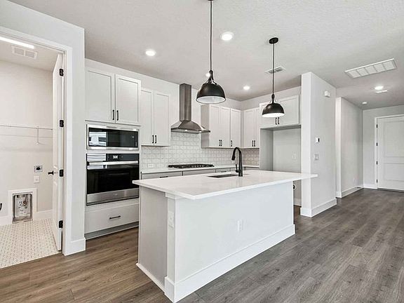 The Malone - Kitchen