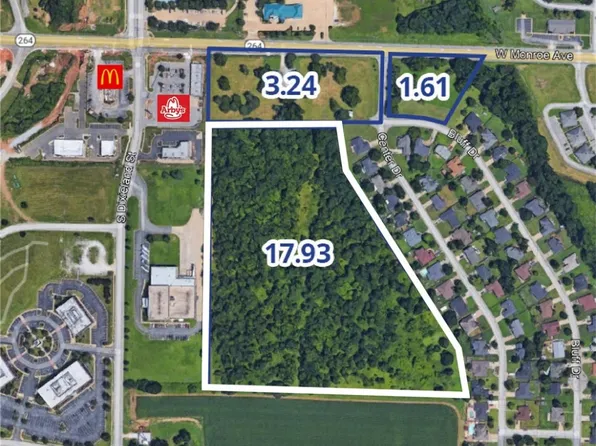 319 W Monroe Ave, Lowell, AR 72745