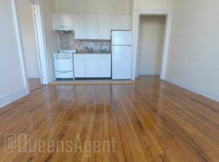 32-02 Broadway #4, Astoria, NY 11106