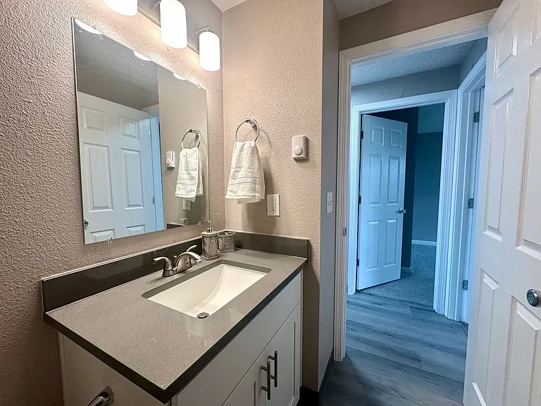 Forest Park Apartments — Photo 45