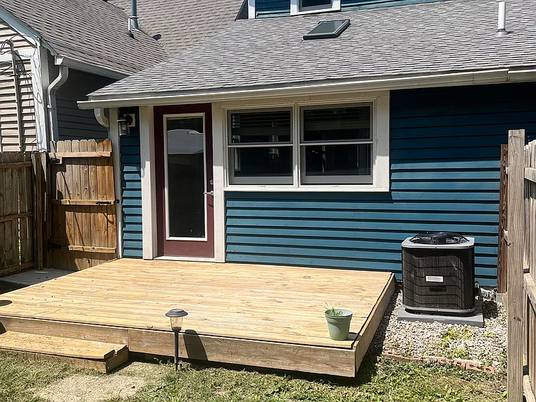 743 Harrison St — Photo 5