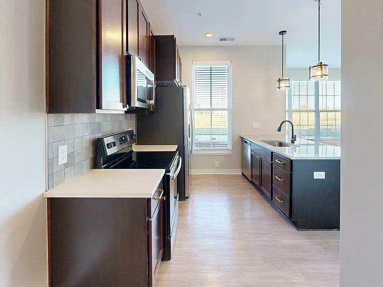 1E-8-on-the-Park-Kitchen 1 1E-8-on-the-Park-Kitchen 1