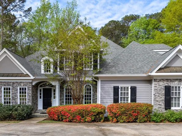 109 Windridge Dr, Lagrange, GA 30240