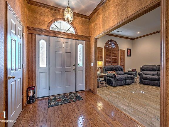 3rd image of 3106 Mimosa Way