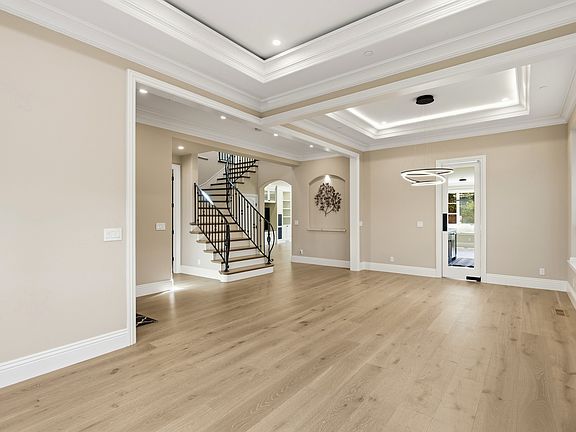 4th image of 780 Stone Ln