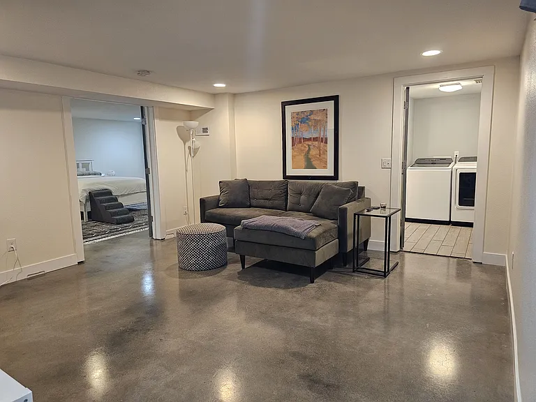 825 N Baldwin St — Photo 21