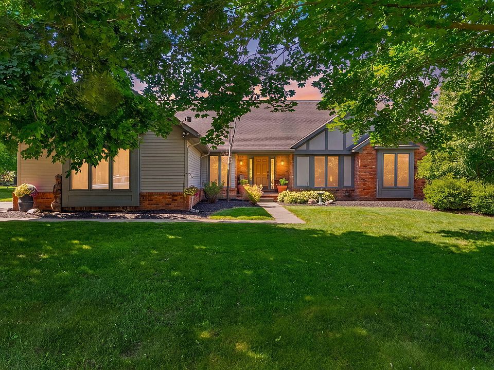1st image of 1198 Ridgeview Cir