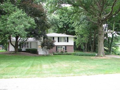 1133 Singing Brook Ave NW, Massillon, OH, 44646