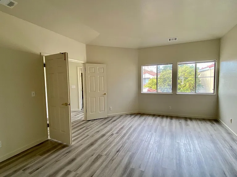 115 Keil Bay — Photo 25