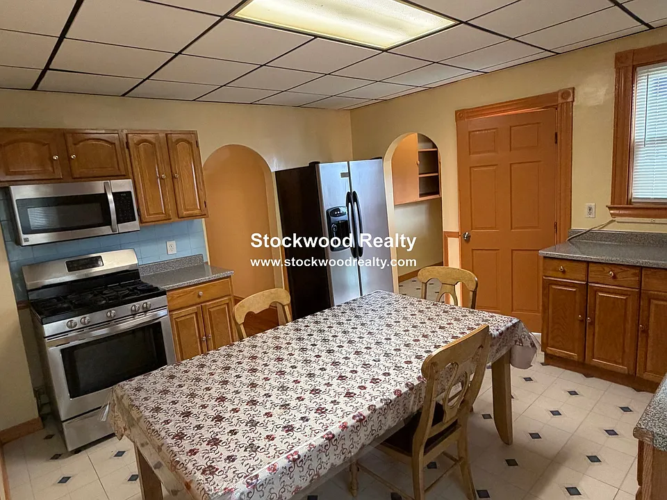 15 Holden St #2