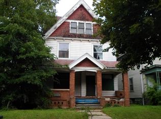 3015 N 9th St, Milwaukee, WI 53206