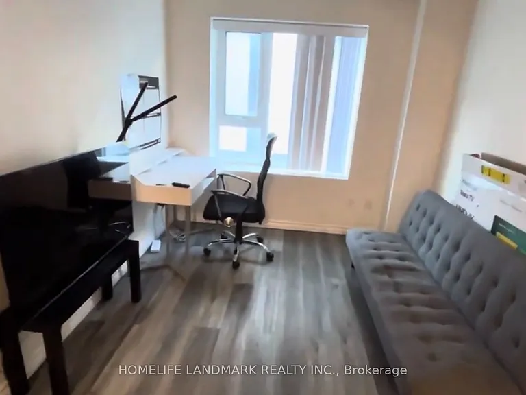 246 Lester St #311 — Photo 2