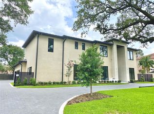 1111 River Glynn Dr, Houston, TX 77063