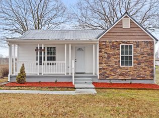 2611 Liverpool Rd, Woodlawn, TN 37191